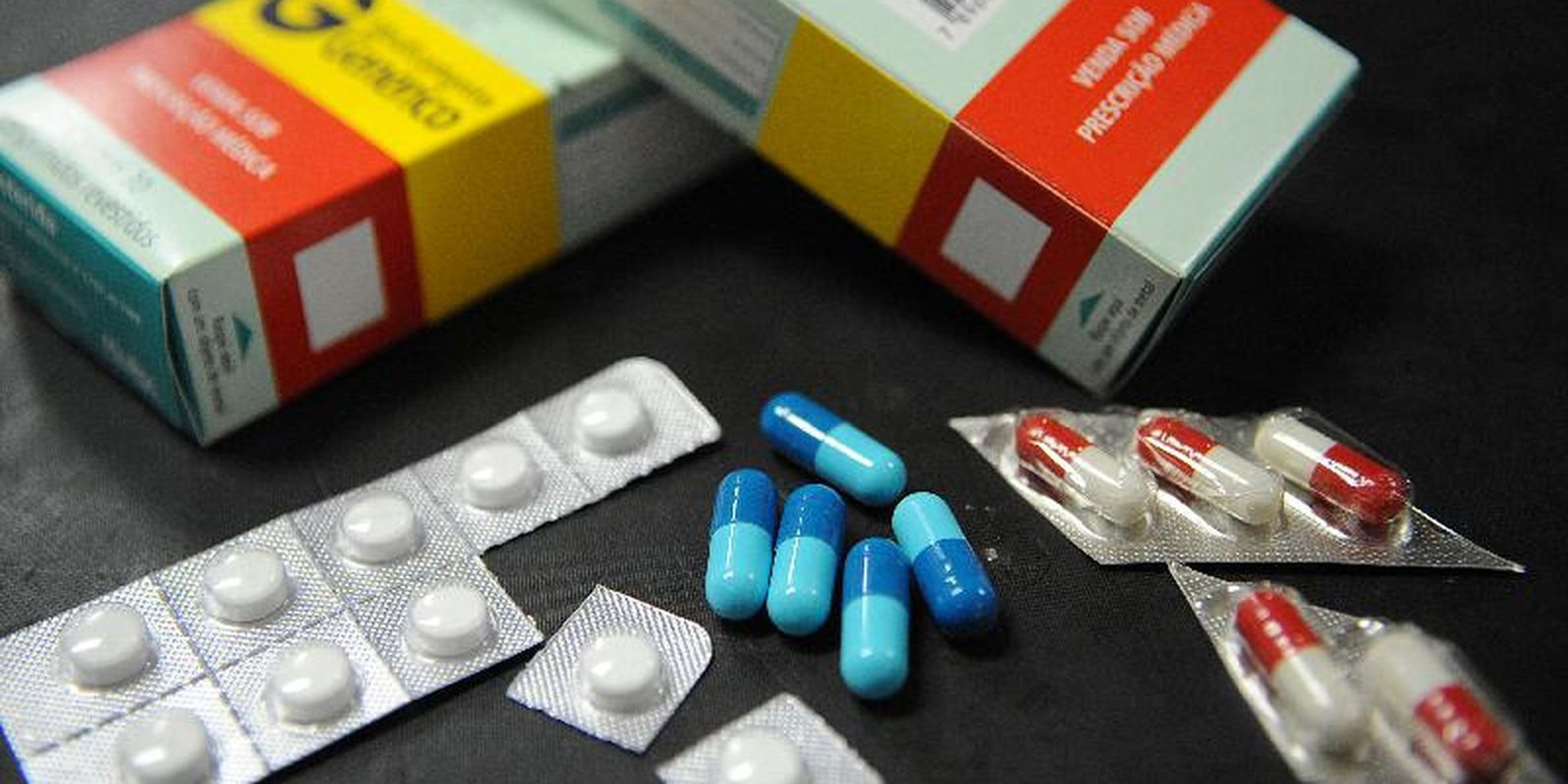 Diferenças de preços de medicamentos em farmácias de São Paulo chegam a 2.400%