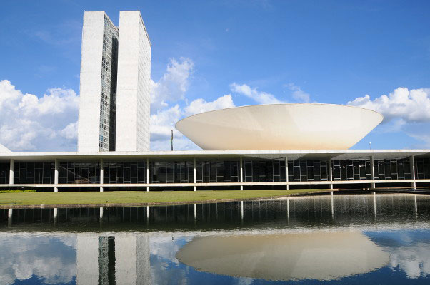 Cadastro Nacional para Pacientes com Doenças Raras é Proposto na Câmara dos Deputados