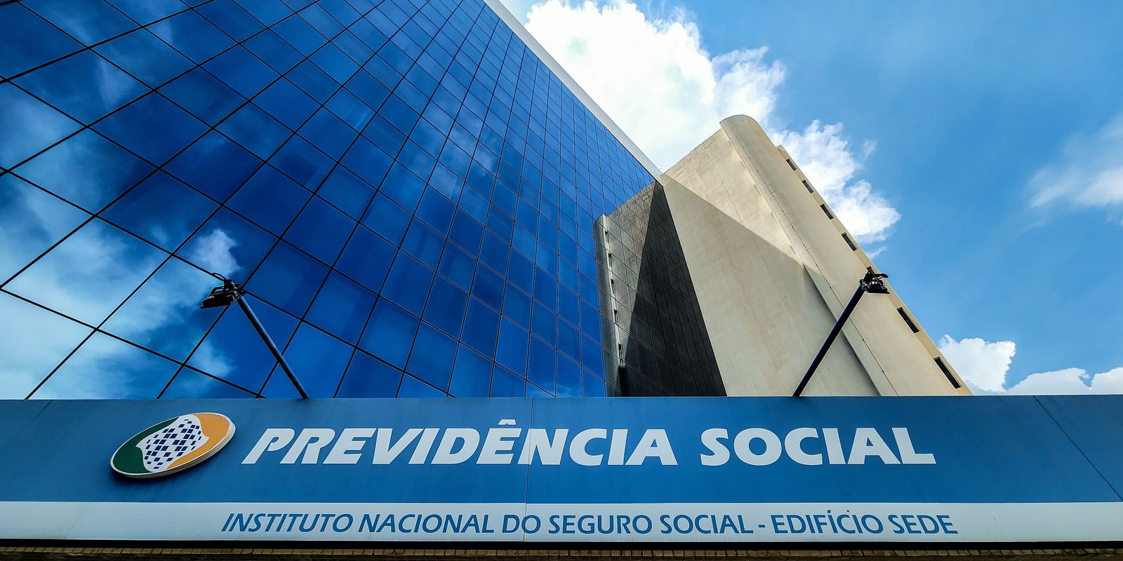 Casos que permitem auxílio e aposentadoria sem carência no INSS